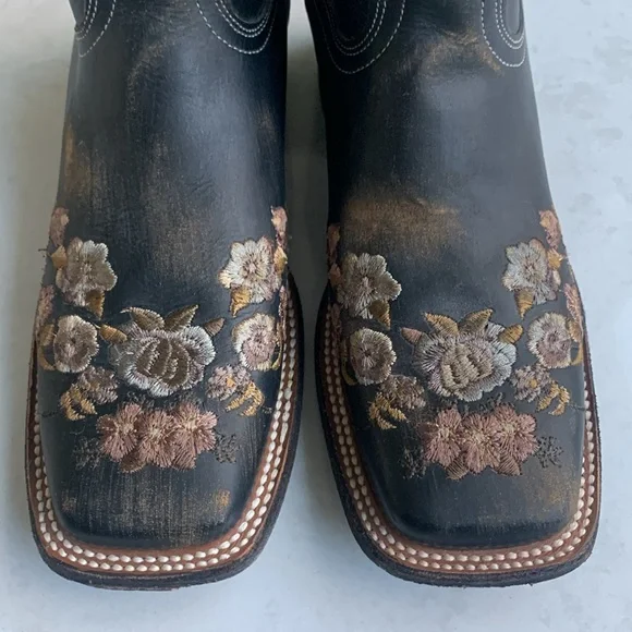 Western cowboy distressed leatherboots - Picture 4 of 11